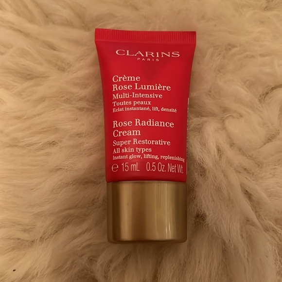 5 Clarins samples and cosmetics bag. - Picture 3 of 8